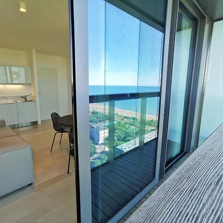 Merville Family アパート