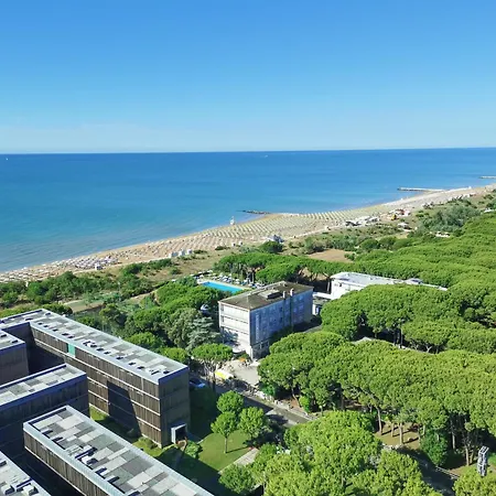 Merville Family リド・ディ・イエゾロ